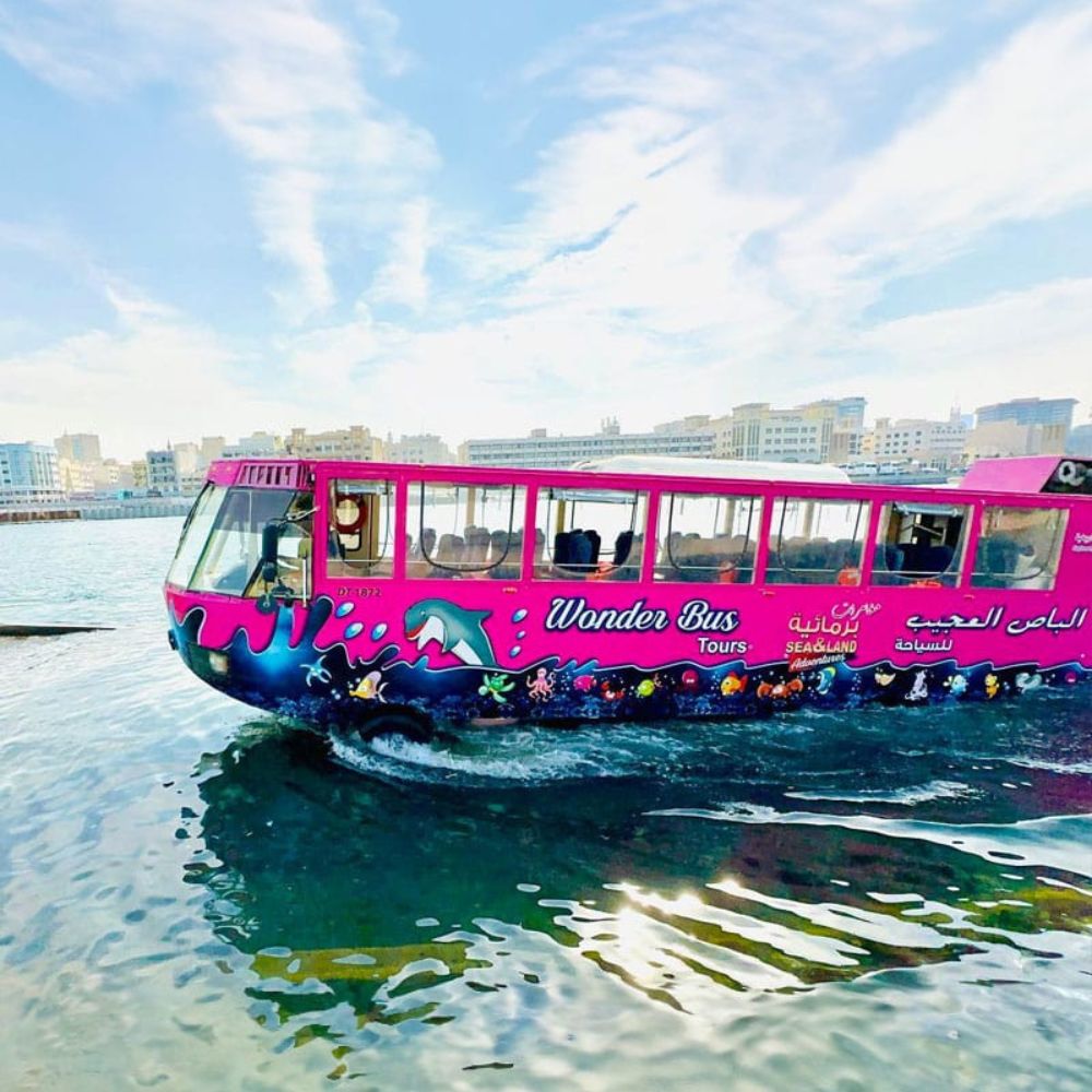 wonder bus in dubai